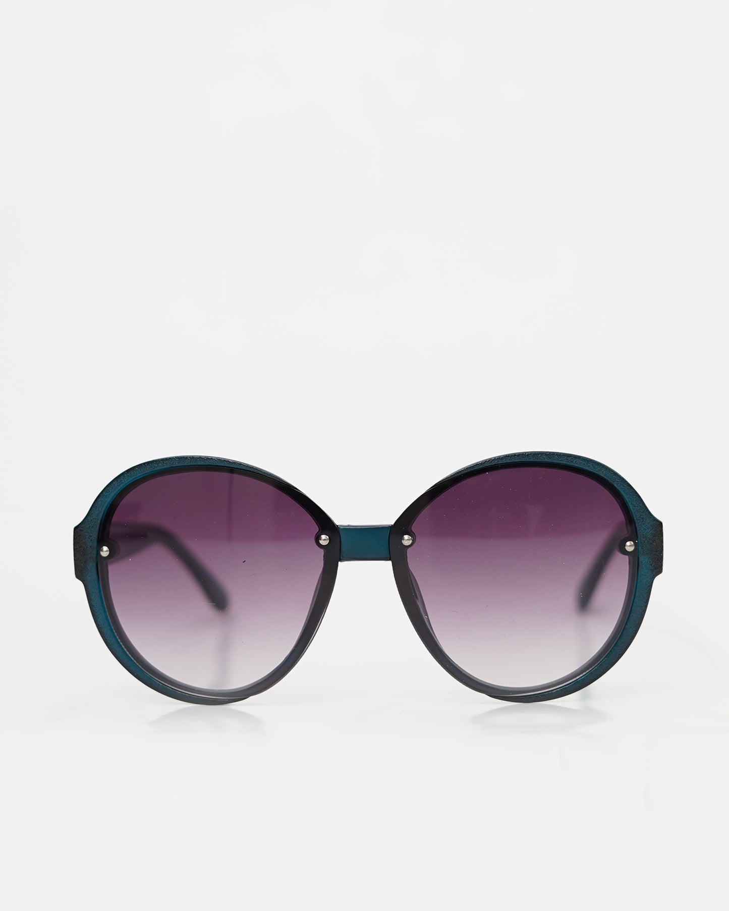 90s Chic Round