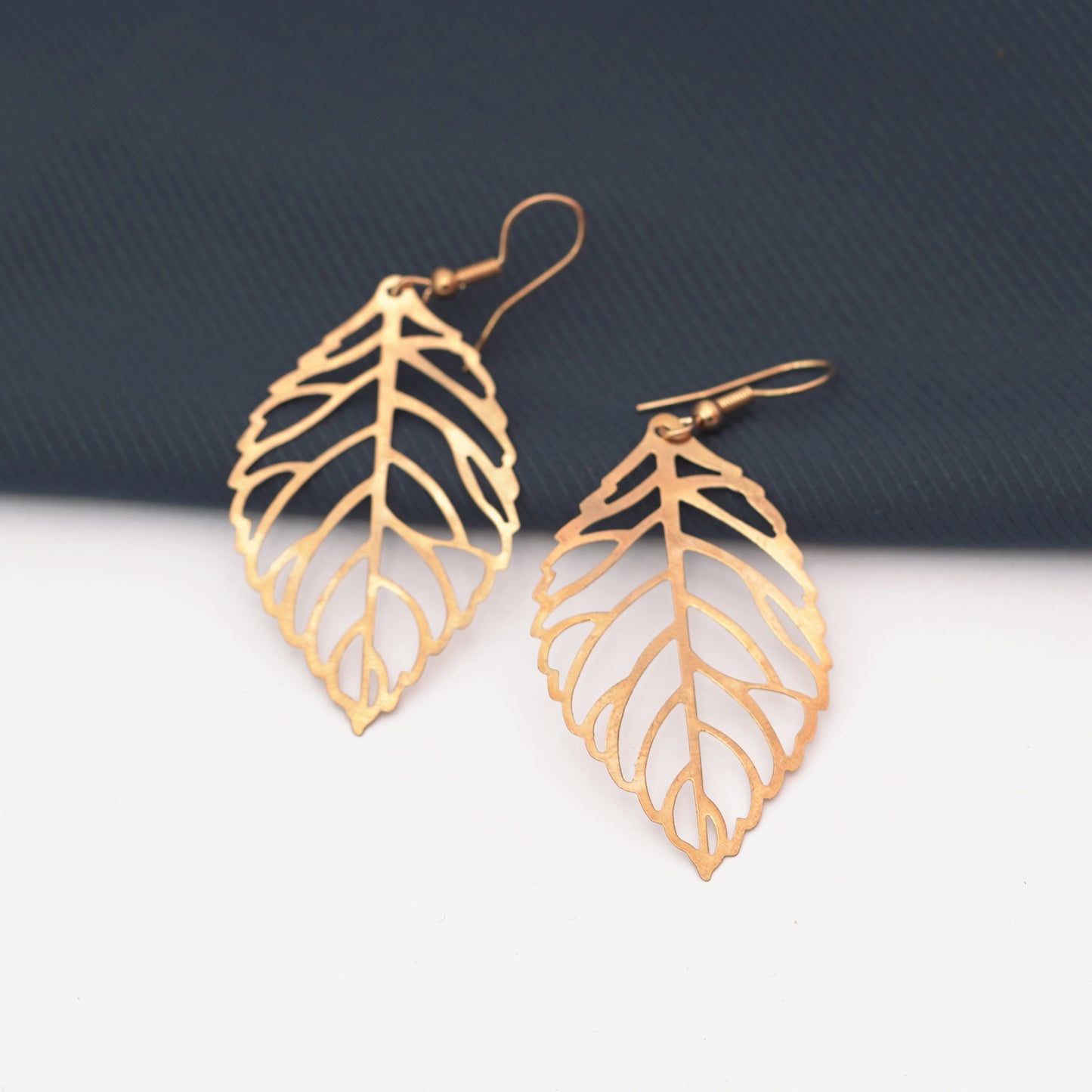 Simple Leaves Hollow Pendants  Earrings