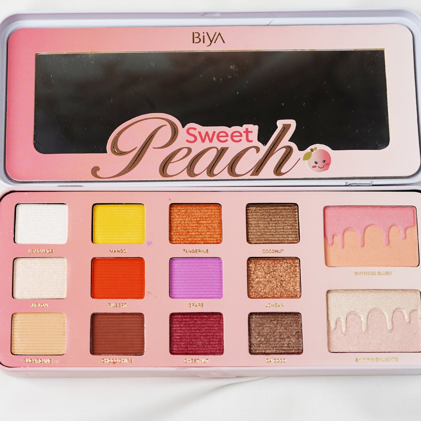 BIYA Korean Sweet Peach Eyeshadow Palette
