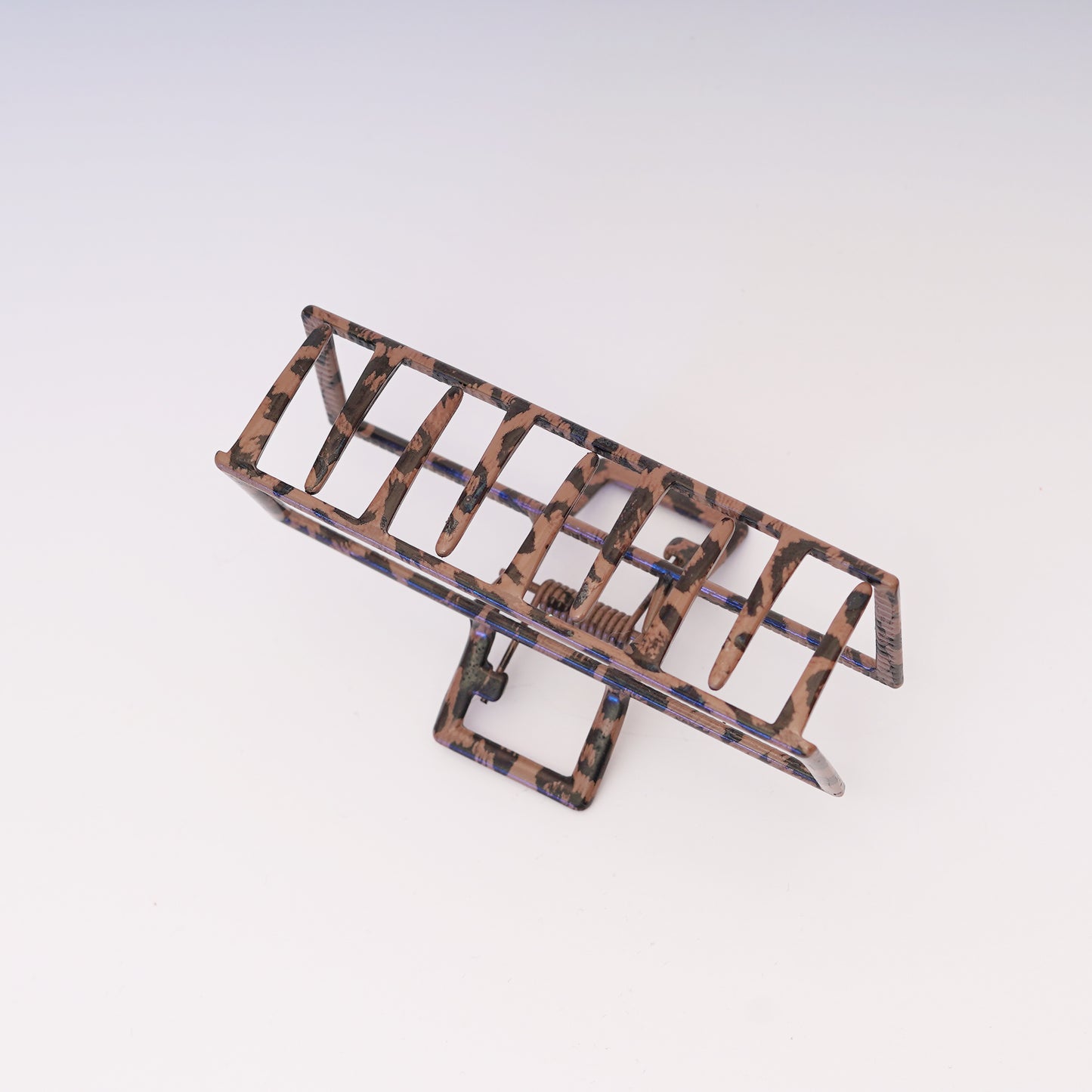 Twist & Hold Metal Clip