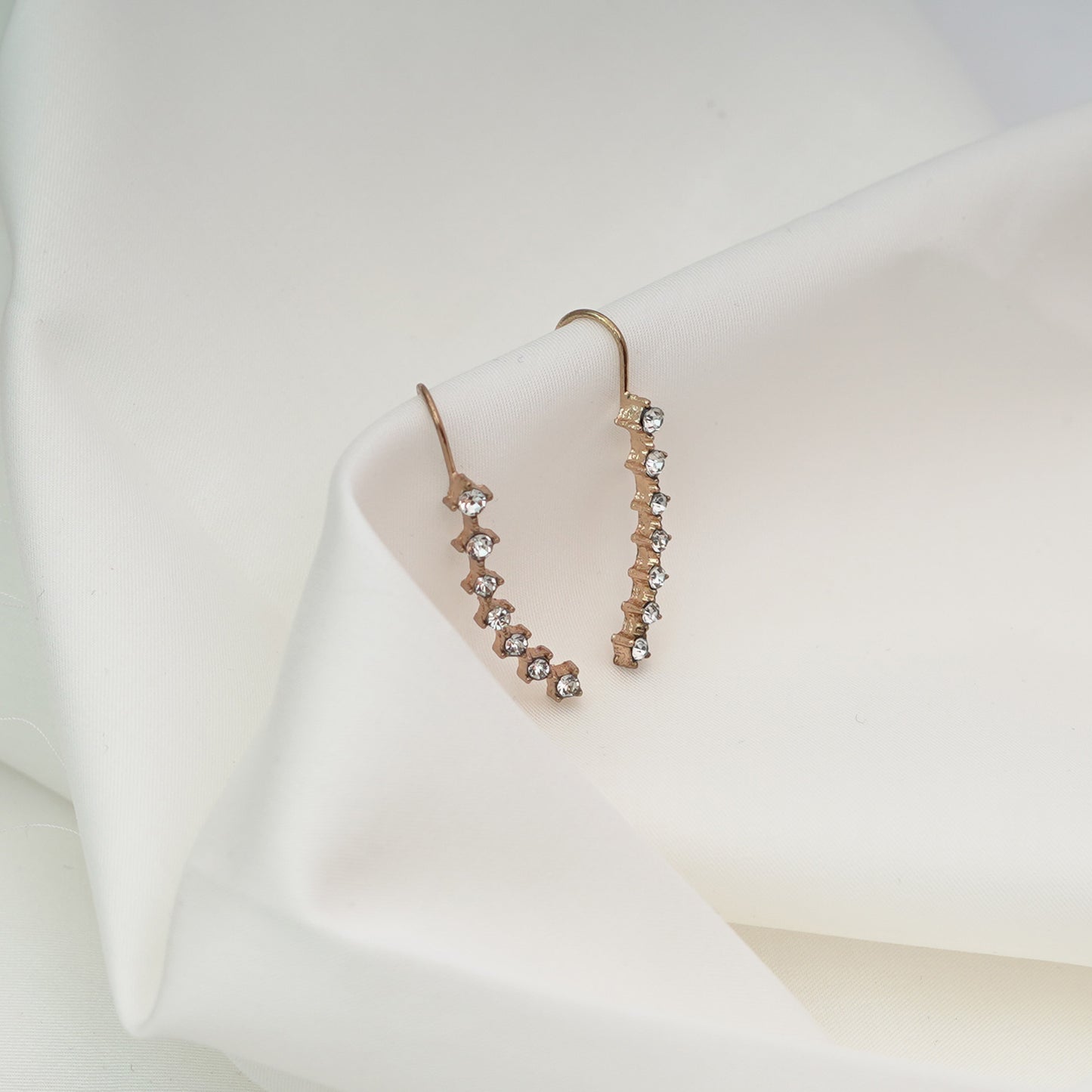 Simple Retro Metal Diamonds Dipper
