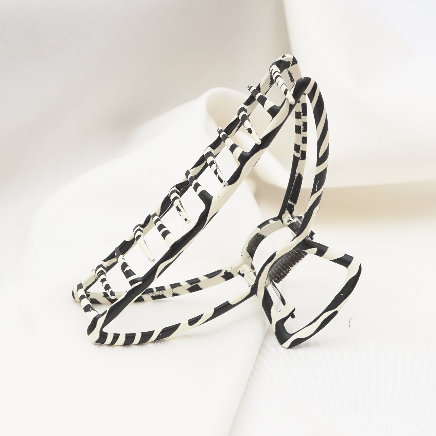 Metal Bloom Hair Claw